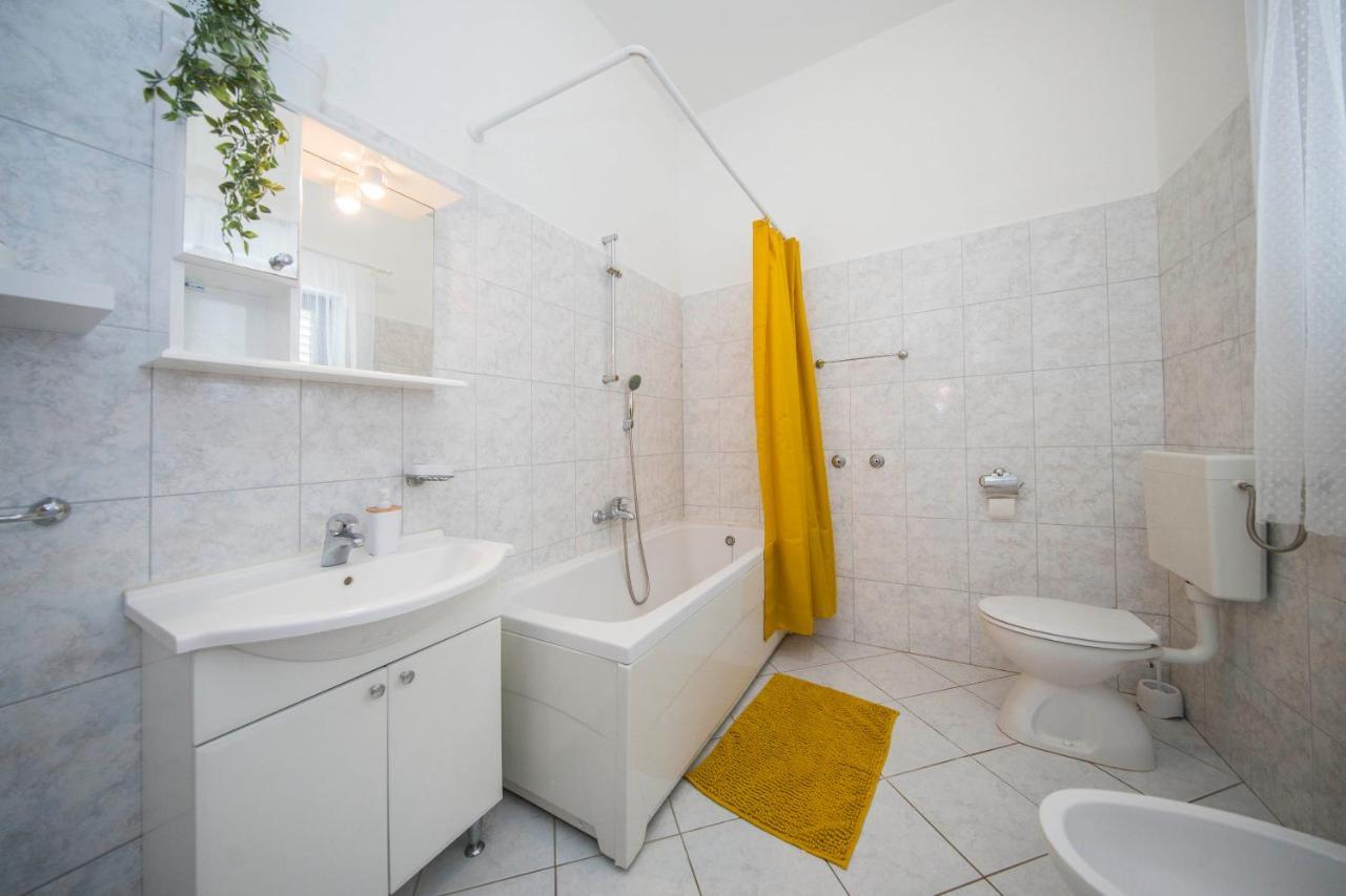 3 Bedroom Apartment Antonio Kastela Ngoại thất bức ảnh